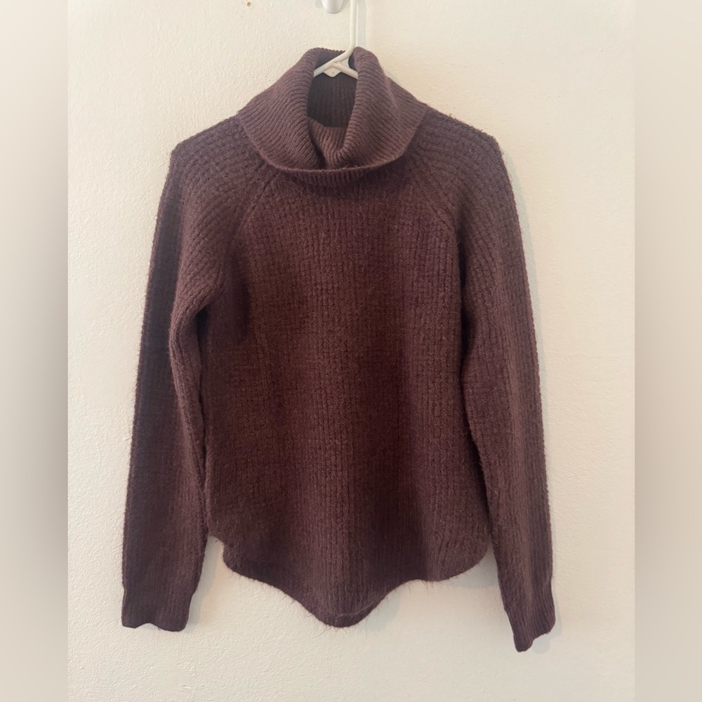 Kuhl Sienna Sweater Burgundy Cowl Neck Chunky Knit Curved Hem Size XS
